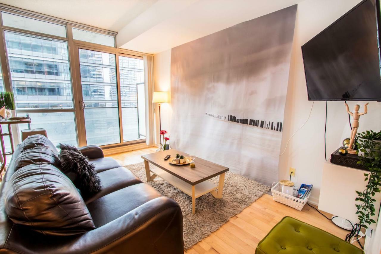 Micasa Suites - Stylish Condo In Maple Leaf Square Τορόντο Εξωτερικό φωτογραφία